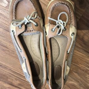 Sperry flats - worn 2x! So comfy